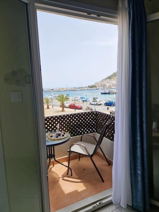 Argo Downtown Apartment Kálymnos Екстериор снимка